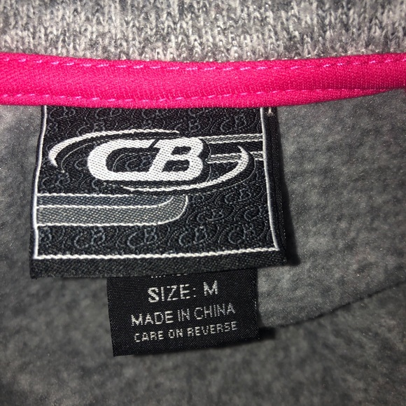 Medium women’s fleece with full zipper. - Picture 3 of 3